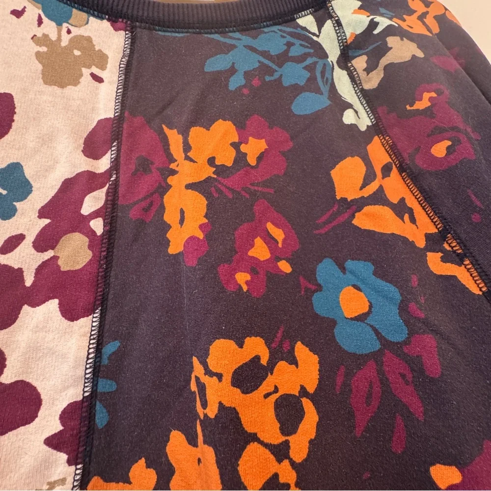 GUC Maeve x Anthropologie two tone floral printed sweatshirt XL - Picture 4 of 5
